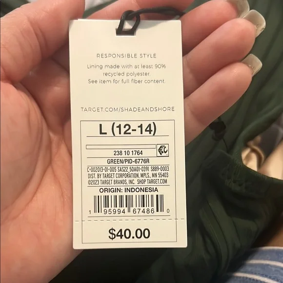 Shade & Shore Green One Piece Swimsuit with Plunging V-Neck Size Large NWT - Picture 7 of 8